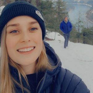 Meet your Posher, Kimberly